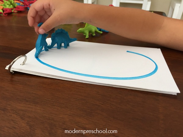 Practice letter formation and recognition! Dinosaur letter tracing for preschoolers busy bag activity from Modern Preschool!
