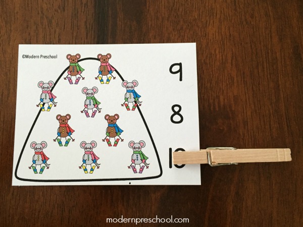 FREE printable snow day count & clip cards for preschoolers and kindergarteners to practice numbers 1-10 and fine motor skills during the winter theme.