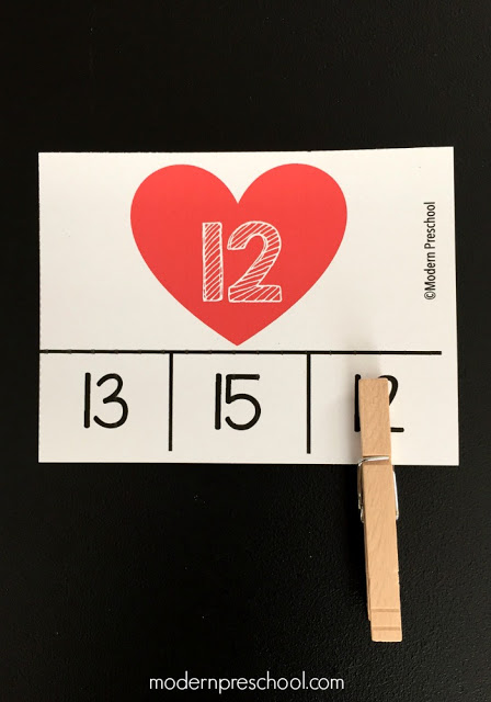 FREE printable Heart Number Match Clip Cards for toddlers, preschoolers, and kindergarteners to practice number recognition, hand-eye coordination, and fine motor skills to use during Valentine's Day!